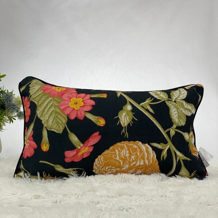 COJÍN CON ESTAMPADO DE FLORES 43X43CM Y 30X50CM - Viste Tu Hogar