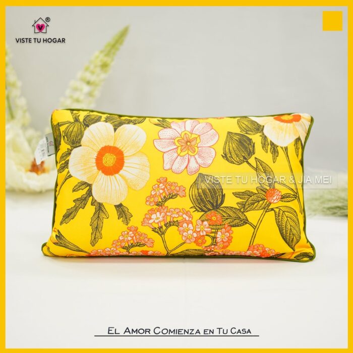 COJÍN CON ESTAMPADO DE FLORES 43X43CM Y 30X50CM - Viste Tu Hogar