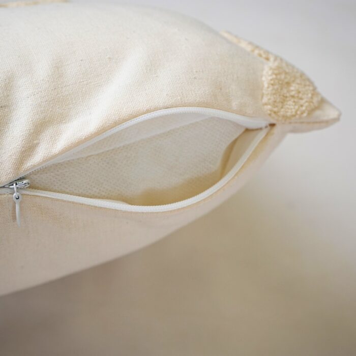 Cojín Con Pétalos bordados Algodón Y Poliéster - Viste Tu Hogar