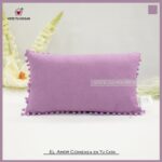 Cojín De Color Liso Algodón Y Poliéster Adornado Con Flecos En Forma De Esferas - VISTE TU HOGAR ONLINE