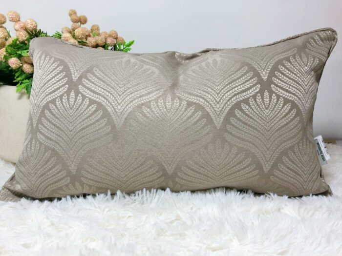 Cojín Jacquard Algodón Y Poliéster Con Diseño De Forma De Abanico - VISTE TU HOGAR ONLINE