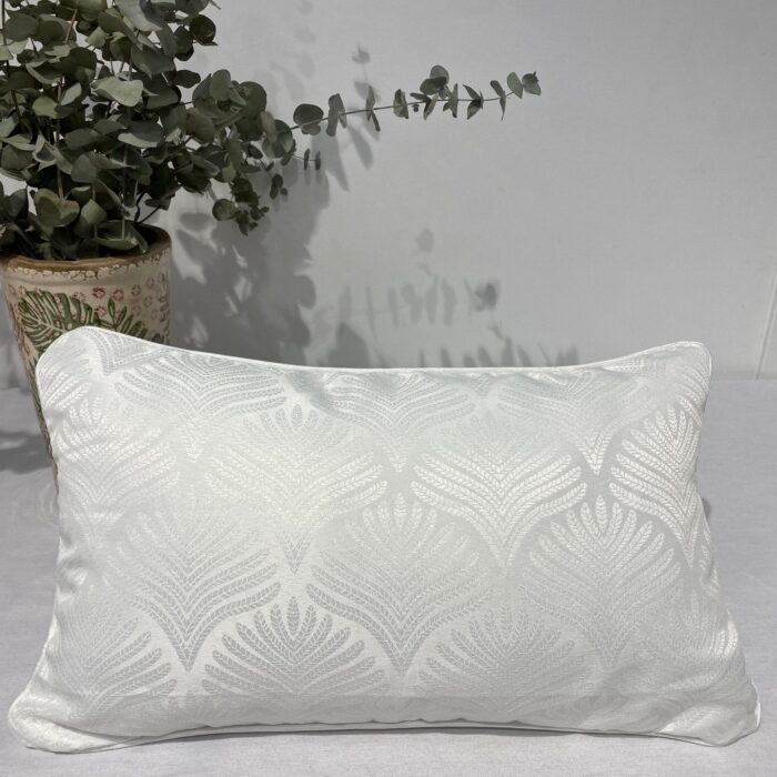 Cojín Jacquard Algodón Y Poliéster Con Diseño De Forma De Abanico - VISTE TU HOGAR ONLINE