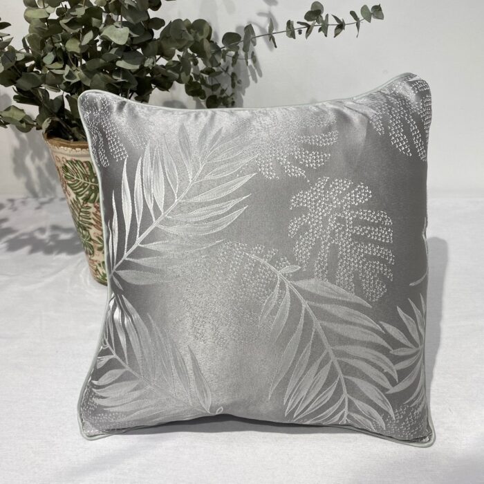Cojín Jacquard Algodón Y Poliéster Con Diseño Pteris - VISTE TU HOGAR ONLINE