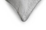 Cojín Jacquard Algodón Y Poliéster Diseño De Cuadritos Pequeños Con Un Sutil Resplandor - VISTE TU HOGAR ONLINE