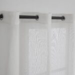 CORTINA DE COCINA DE GASA CON RAYAS CALADAS 100X140CM Y 140X140CM - Viste Tu Hogar