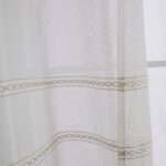 CORTINA DE COCINA DE GASA CON RAYAS CALADAS 100X140CM Y 140X140CM - Viste Tu Hogar