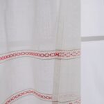 CORTINA DE COCINA DE GASA CON RAYAS CALADAS 100X140CM Y 140X140CM - Viste Tu Hogar