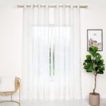 CORTINA DE GASA CON RAYAS VERTICALES DE HILOS PLATEADOS 140X260CM - Viste Tu Hogar