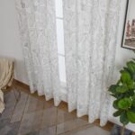 CORTINA DE TEJIDO ESTAMPADO DE HOJAS 140X260CM - Viste Tu Hogar