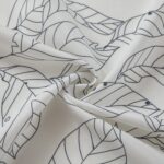 CORTINA DE TEJIDO ESTAMPADO DE HOJAS 140X260CM - Viste Tu Hogar
