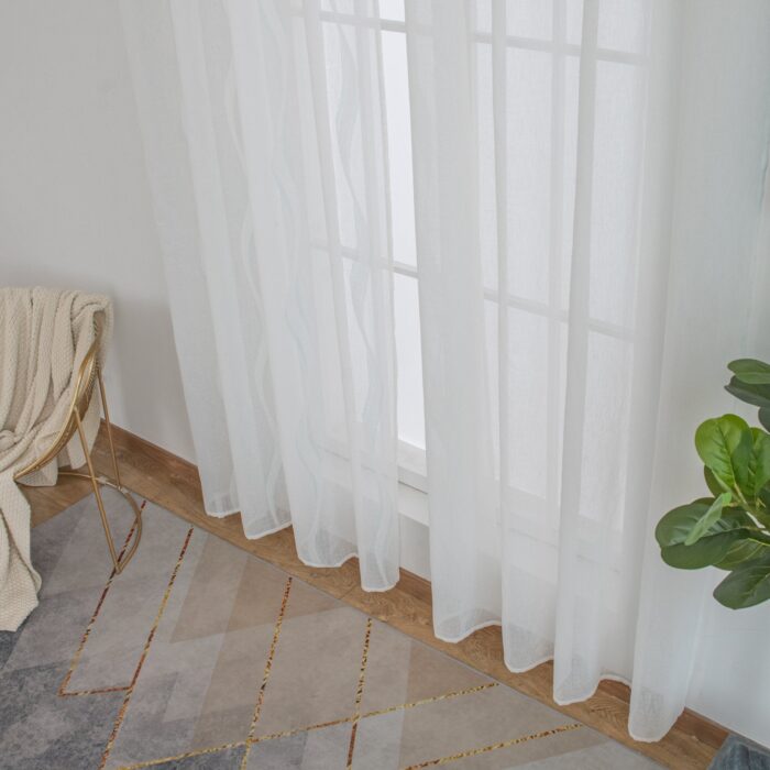 CORTINA DE VISILLO CON ESTAMPADO DE RAYAS ONDULADAS 140X260CM - Viste Tu Hogar