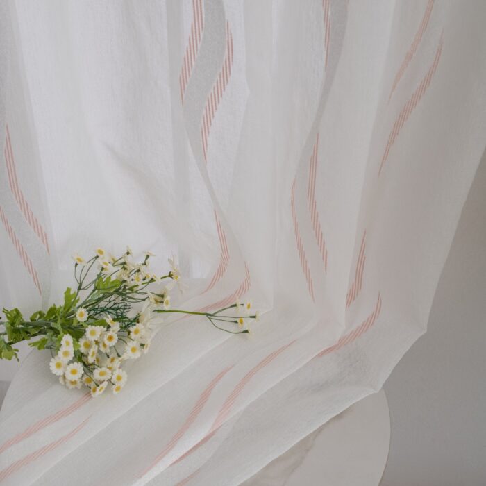 CORTINA DE VISILLO CON ESTAMPADO DE RAYAS ONDULADAS 140X260CM - Viste Tu Hogar