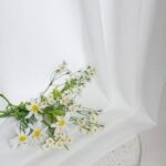 CORTINA DE VISILLO DE HILO ESTAMPADO DE HOJAS DE SAUCE 140X260CM - Viste Tu Hogar
