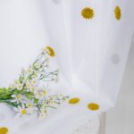 Cortina De Visillo Lino Y Poliéster Con Bordado De Flores - Viste Tu Hogar