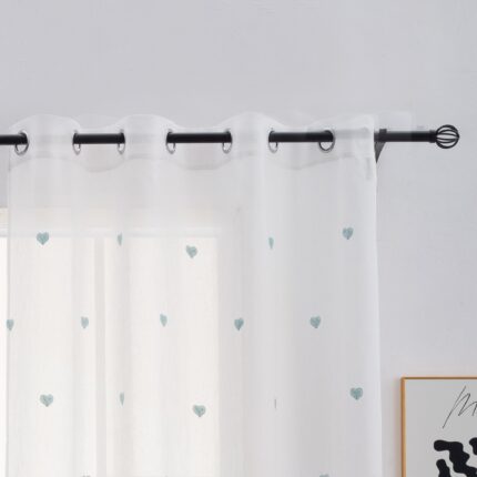 Cortina De Visillo Poliéster Con Bordado De Corazón 150x260cm - Viste Tu Hogar