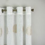 Cortina De Visillo Transparente Con Bordado De Circulos Poliéster 150x260cm - VISTE TU HOGAR ONLINE