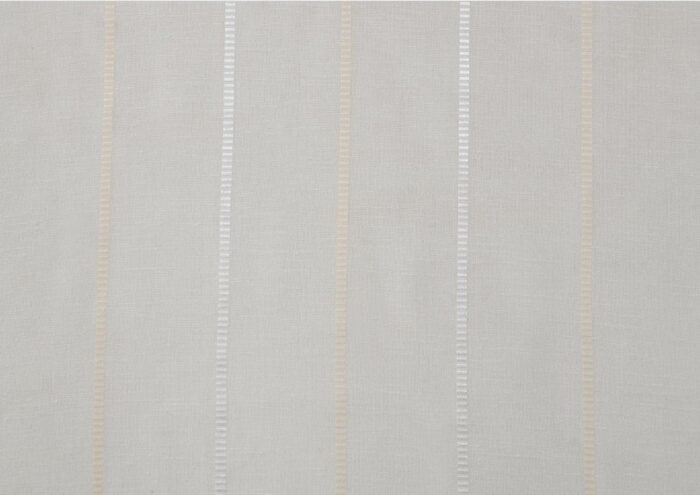 Cortinas De Visillo Lino y Poliéster Decorado Con líneas Verticales Entre Una Línea Blanca 150x260cm - VISTE TU HOGAR ONLINE