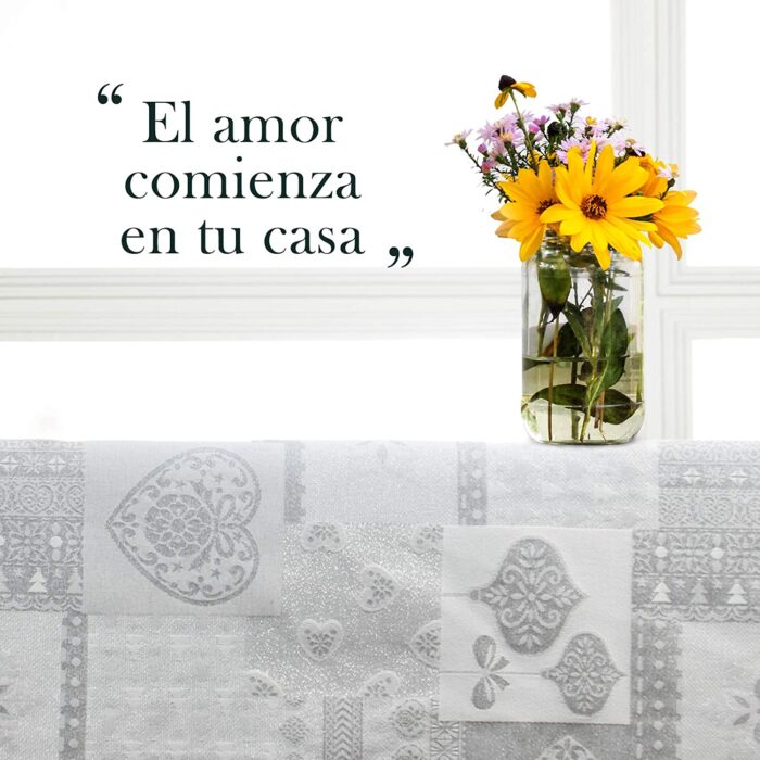Mantel De Navidad Multilla 60% Poliéster, 30% Algodón, 10% Poliamida Con Diseño Corazones Gris Claro - VISTE TU HOGAR ONLINE